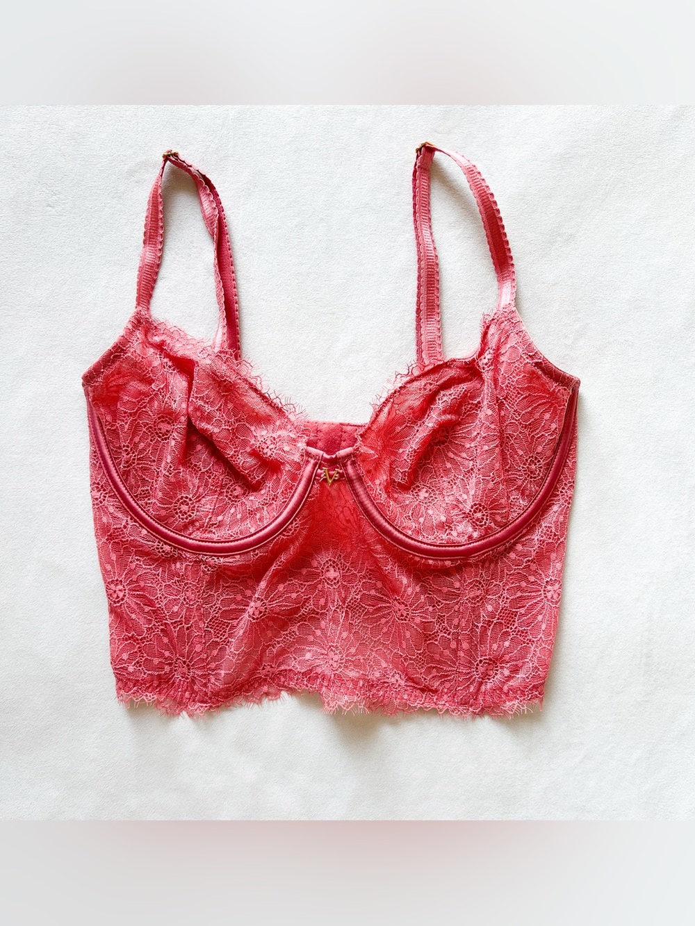 Victoria's Secret Coral Lace Longline Underwire Bralette